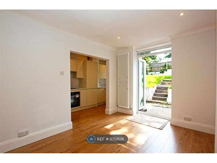 1 Bedroom Maisonette To Rent In Brighton Road, South Croydon, CR2