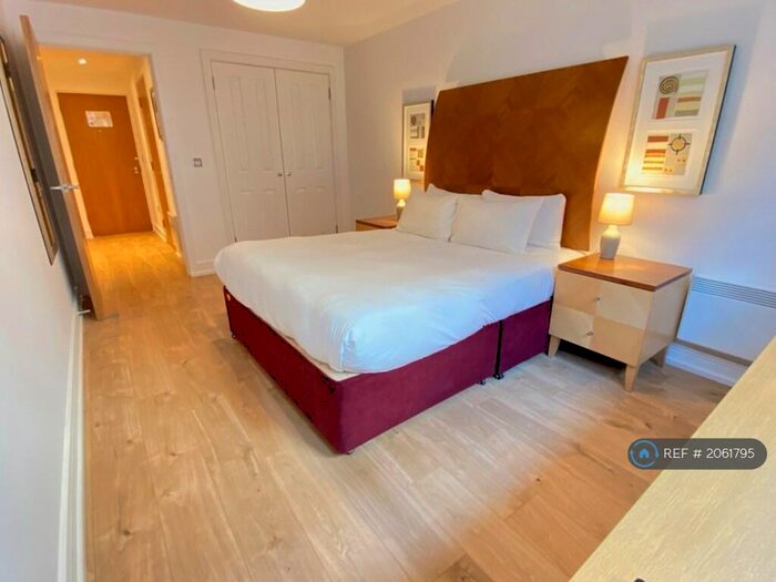 1 Bedroom Flat To Rent In Queen Street, London, EC4R