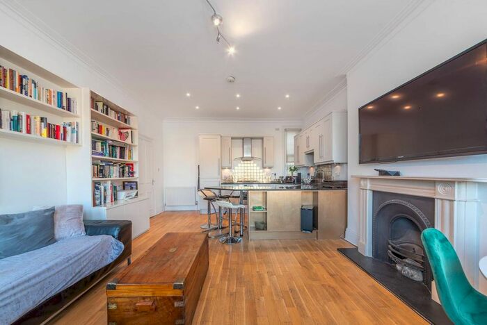 2 Bedroom Flat For Sale In The Manor, High Street, Hornsey, London, N8