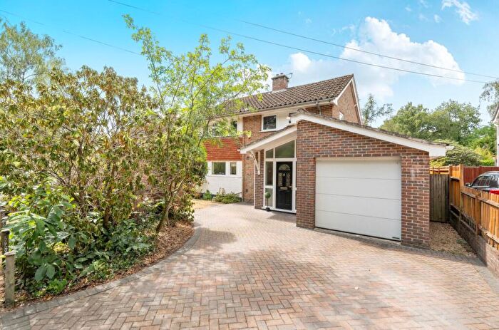 4 Bedroom Detached House For Sale In Hursley Road, Parish Of Ampfield, SO53