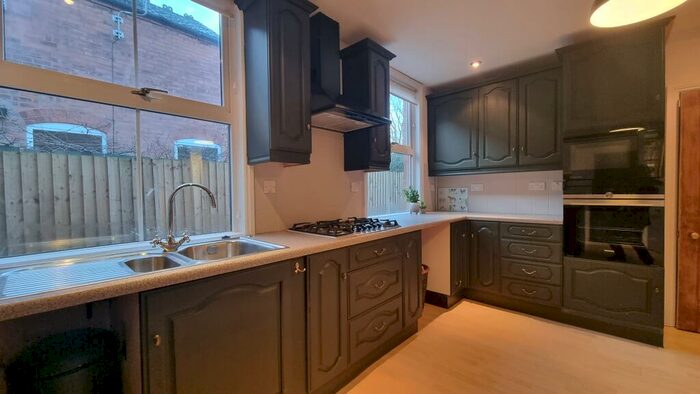 3 Bedroom House To Rent In Avenue Road, Erdington, B23