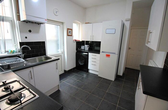 5 Bedroom Terraced House To Rent In St. Georges Road, Charterhouse, Coventry, CV1