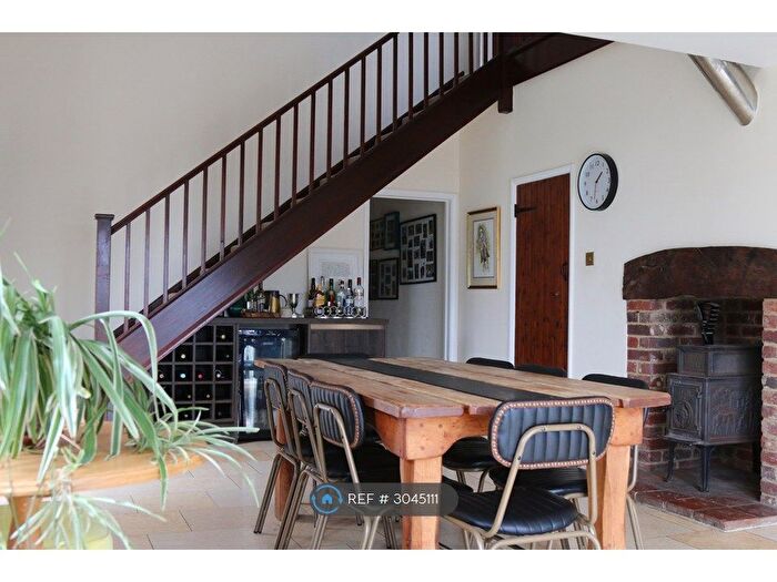 4 Bedroom Semi Detached House To Rent In Peasley Lane, Cranbrook, TN17