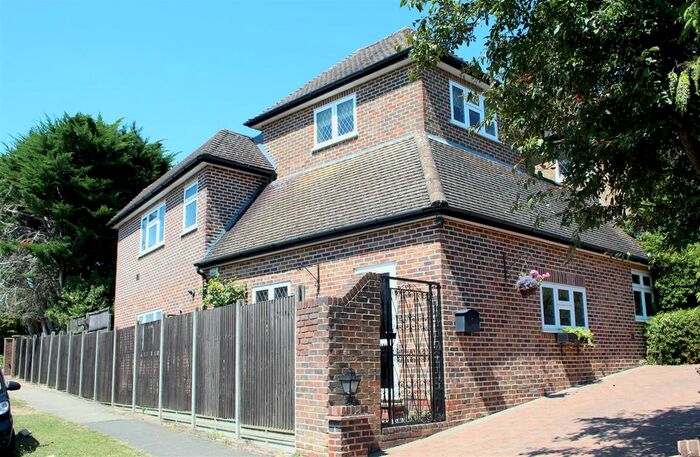 Studio To Rent In Mymms Drive, Brookmans Park, Hatfield, AL9