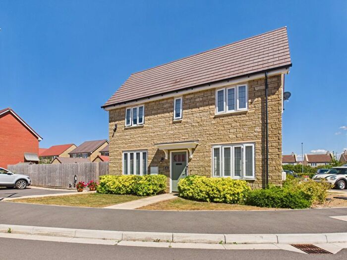 3 Bedroom End Terrace House For Sale In Cherry Close, Somerton, TA11