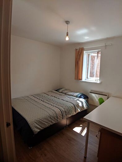 3 Bedroom Flat To Rent In Bed – Mitford Road, Withington, M14