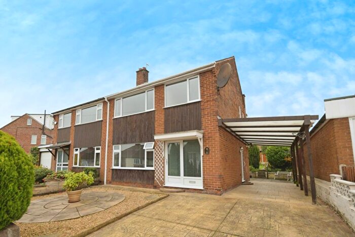 3 Bedroom Semi Detached House For Sale In Bateman Close, New Whittington, Chesterfield, S43