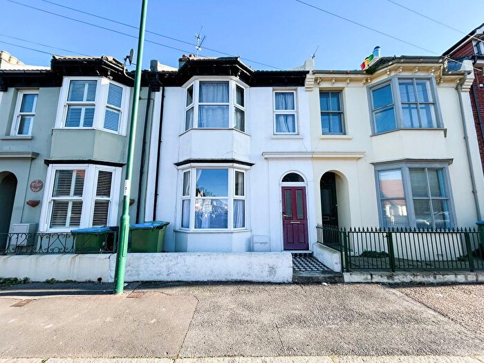3 Bedroom Terraced House For Sale In Argyle Road, Bognor Regis, PO21