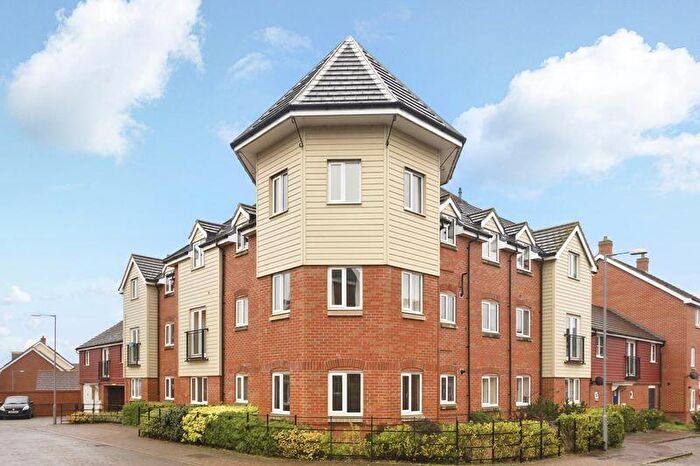 2 Bedroom Flat For Sale In Dunnock Court, Norwich, NR8