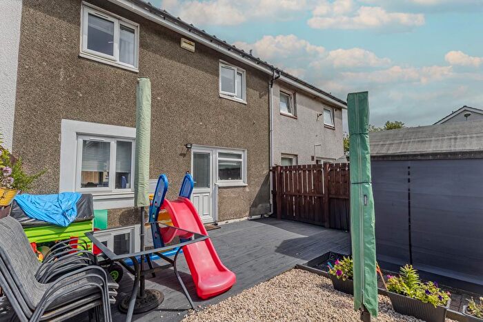 3 Bedroom Terraced House For Sale In Kingsway, Kirkintilloch, Glasgow, G66