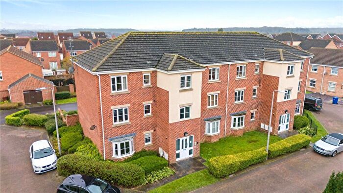 2 Bedroom Apartment To Rent In Pennistone Place, Scartho Top, Grimsby, N E Lincs, DN33