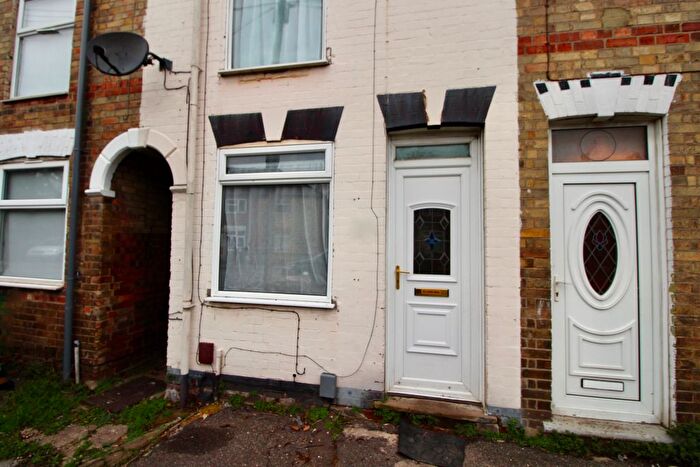 2 Bedroom Terraced House To Rent In South Street, Stanground, Peterborough, PE2