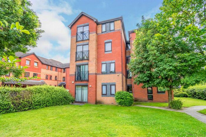 1 Bedroom Flat To Rent In Park Street, Shirley, Southampton, SO16
