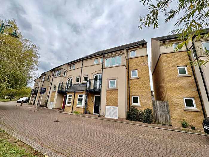 4 Bedroom End Of Terrace House For Sale In Charlton Crescent, Peterborough, Cambridgeshire, PE7
