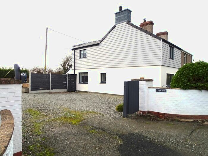 2 Bedroom Semi-Detached House To Rent In Tyn Pwll, Rhostrehwfa, Llangefni, Gwynedd, LL77