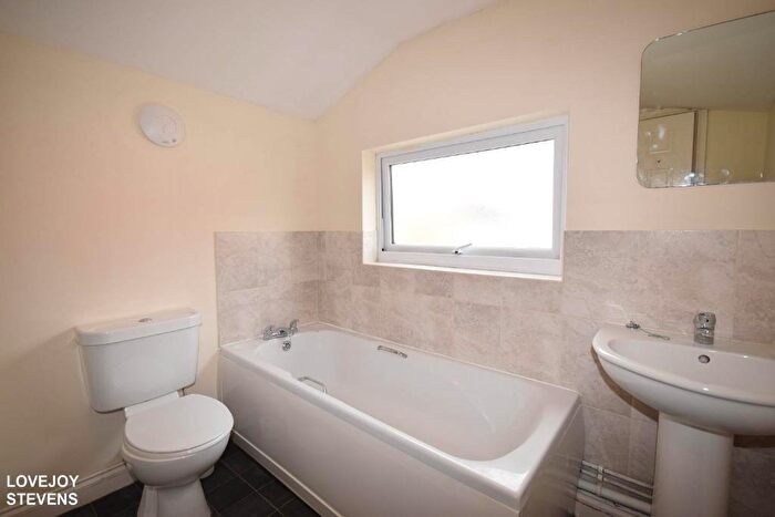 1 Bedroom Maisonette To Rent In West Street, Newbury, RG14