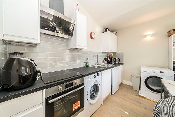 1 Bedroom Flat To Rent In Deptford High Street, Deptford, London, SE8