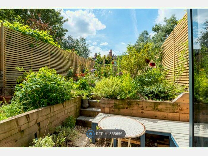 1 Bedroom Flat To Rent In Peckham, London, SE15