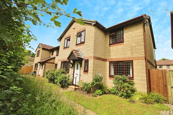 4 Bedroom Detached House For Sale In The Close, Lydiard Millicent, SN5