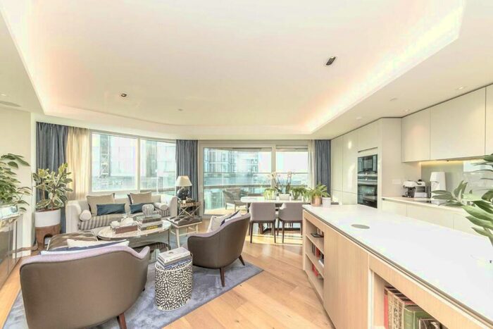 2 Bedroom Flat To Rent In City Road, Islington, EC1V