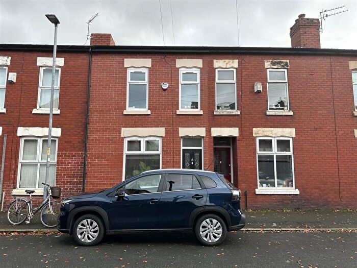 4 Bedroom Property To Rent In Kathleen Grove, Rusholme, £pppw, M14
