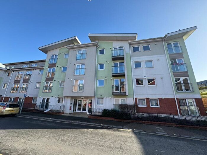 1 Bedroom Flat To Rent In Wheaton House, Red Lion Lane, EX1