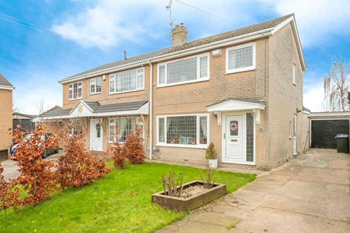 3 Bedroom Semi-Detached House For Sale In Windmill Drive, Wadworth, Doncaster, DN11