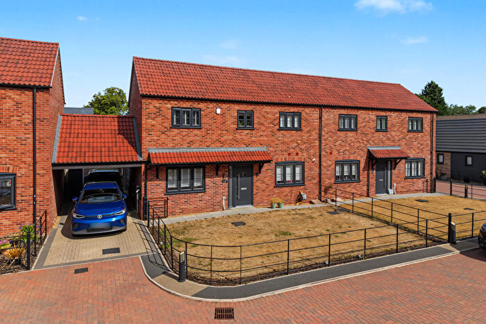 3 Bedroom House For Sale In Rolls Court, Alwalton, Cambridgeshire, PE7