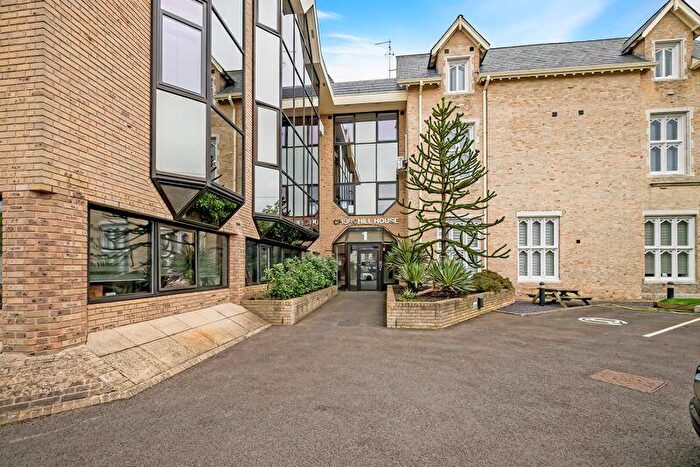 2 Bedroom Flat To Rent In Churchill House, London Road, Slough, SL3