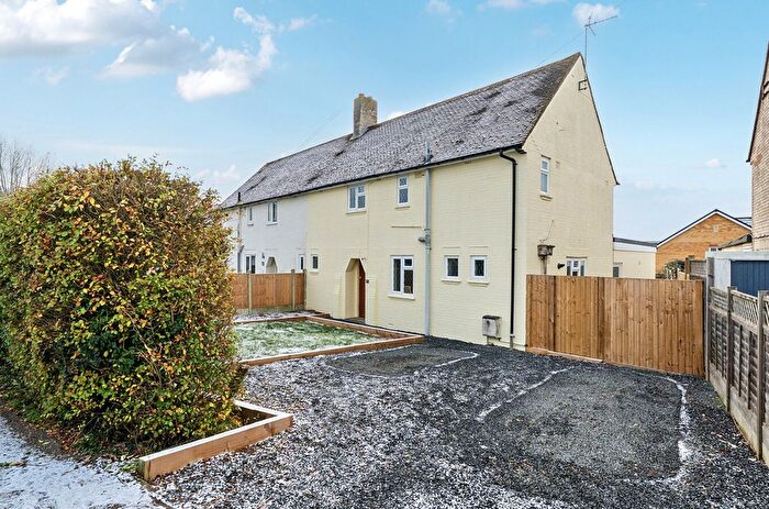 4 Bedroom Semi Detached House For Sale In Stane Street Close, Pulborough, RH20