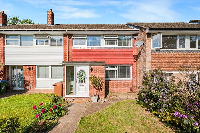 3 Bedroom Terraced House For Sale In West Woodside, Bexley, DA5