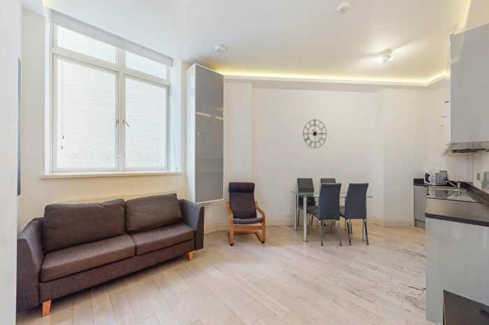 1 Bedroom Apartment To Rent In Anglers Lane, NW5