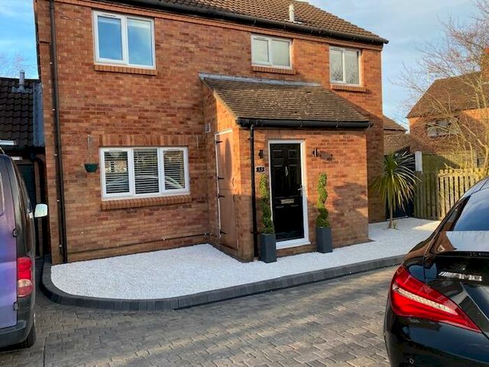 4 Bedroom House To Rent In Broadpiece, Pennyland, Milton Keynes, MK15