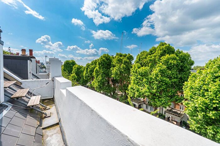 1 Bedroom Flat To Rent In Russell Road, Olympia, London, W14