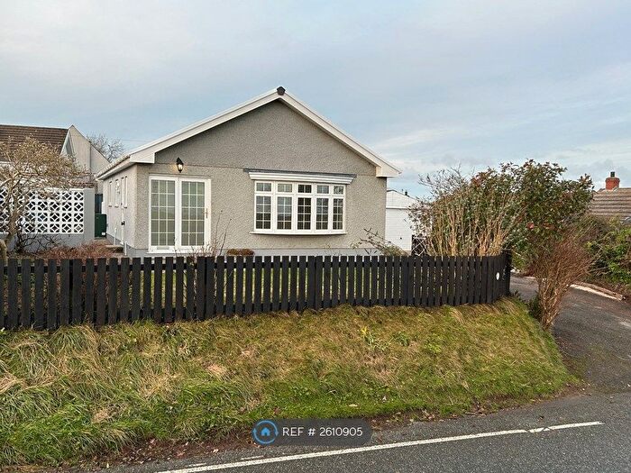 3 Bedroom Bungalow To Rent In Lime Grove, Tavernspite, Whitland, SA34