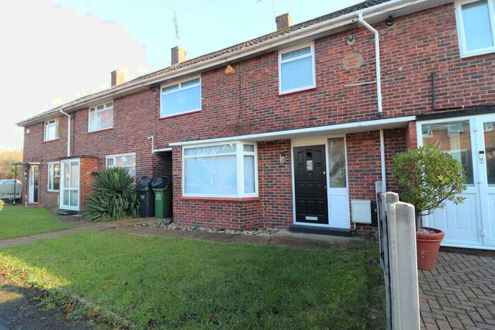 3 Bedroom House To Rent In Fryerns, Basildon, SS14