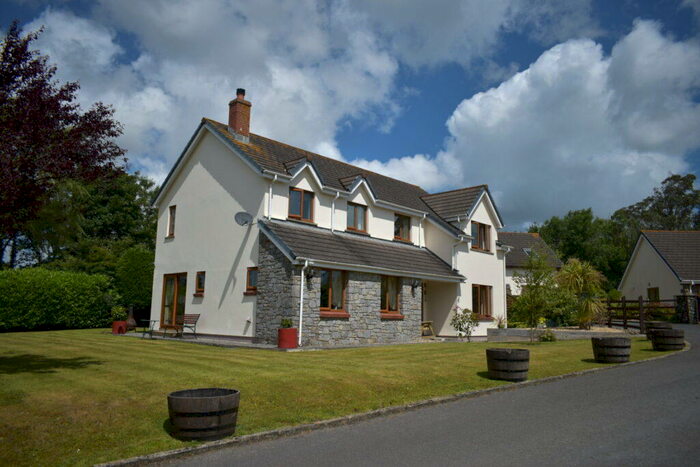 6 Bedroom Detached House For Sale In Maes Elwyn John, Reynalton, SA68