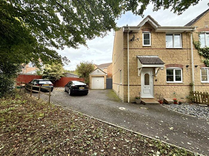 3 Bedroom Semi-Detached House For Sale In Heather Way, Yeovil, Somerset, BA22