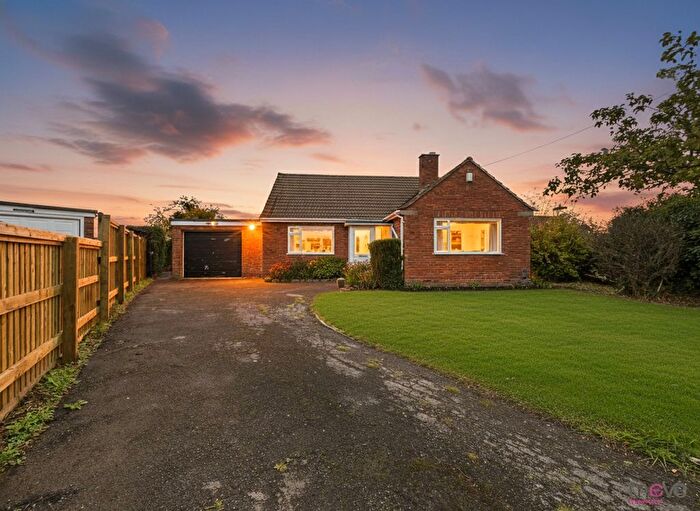 2 Bedroom Detached Bungalow For Sale In Sandhurst Lane, Sandhurst, GL2