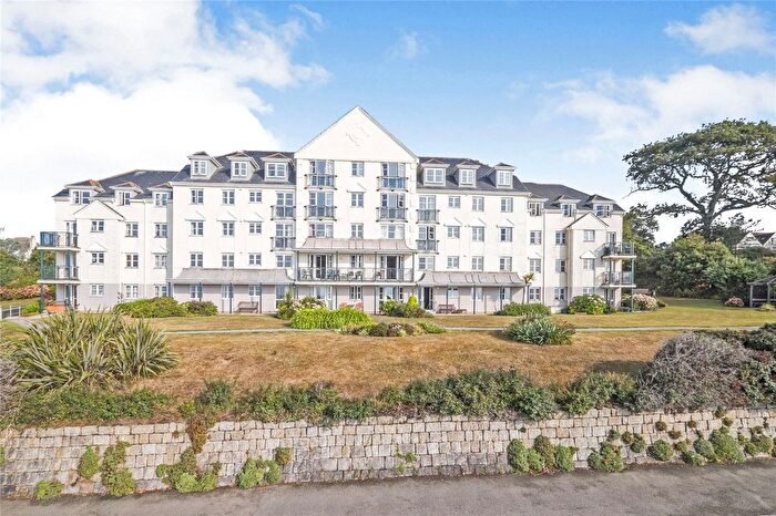 2 Bedroom Flat For Sale In Cliff Road, Falmouth, Cornwall, TR11