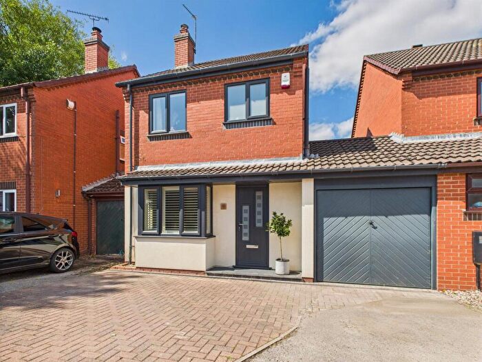 3 Bedroom Detached House For Sale In Saxon Grove, Willington, Derbyshire, DE65