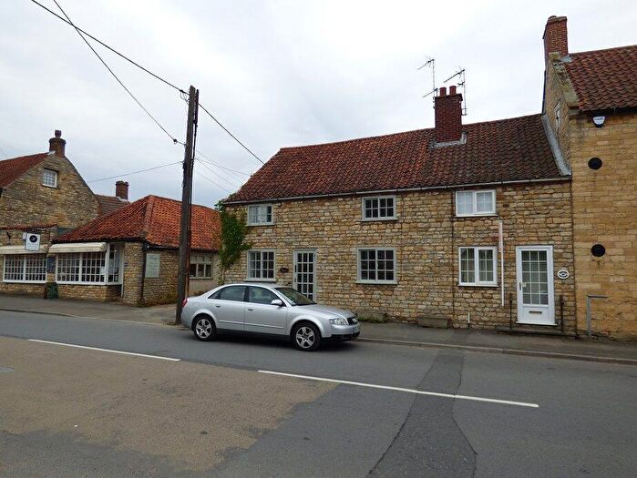 3 Bedroom Cottage To Rent In High Street, Navenby, Lincoln, LN5