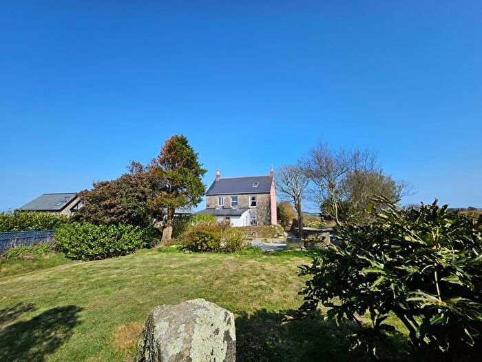 3 Bedroom Property For Sale In Carnkie, Helston, TR13