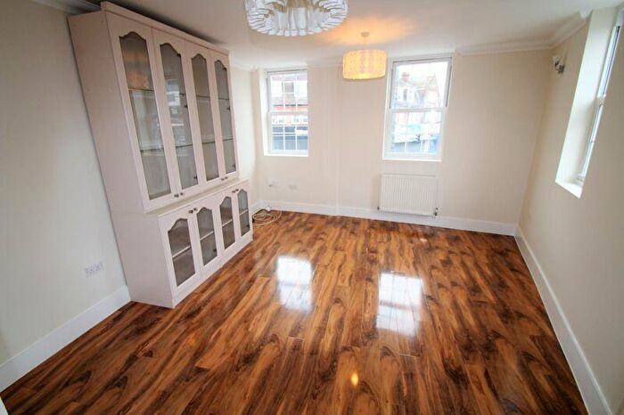 2 Bedroom Flat To Rent In Pinner Road, Harrow, HA1