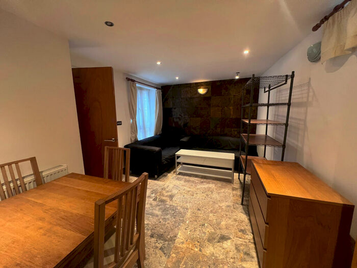 1 Bedroom Flat To Rent In Olive Grove, Turnpike Lane, N15