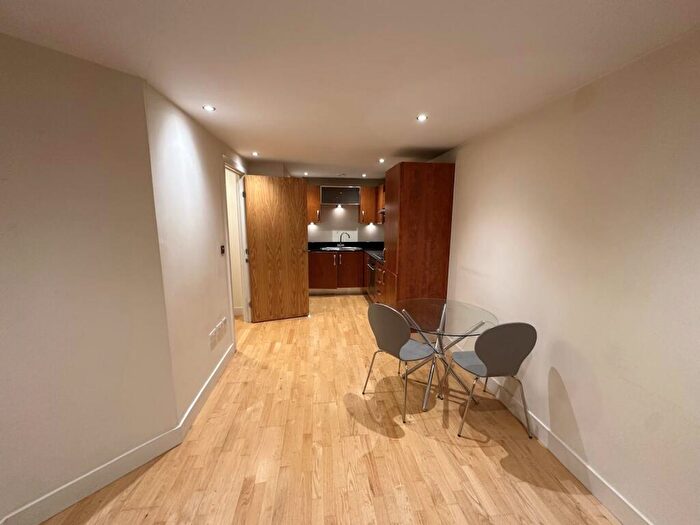 1 Bedroom Apartment To Rent In Magellan House, Leeds City Centre, LS10
