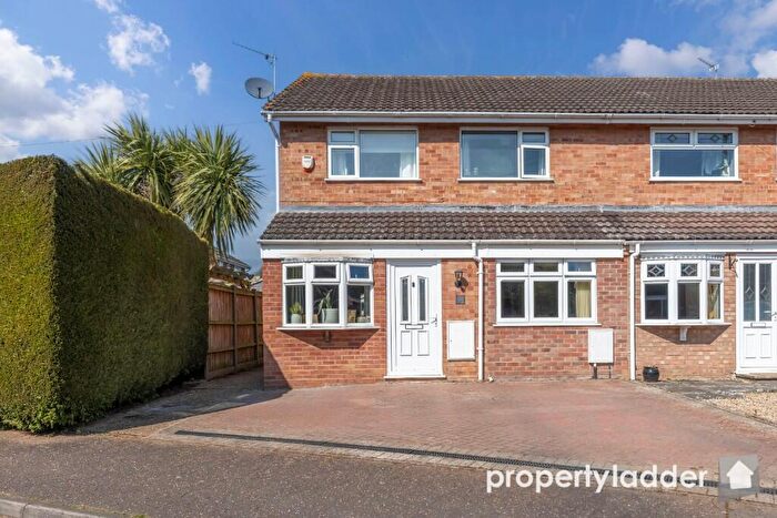 4 Bedroom Semi-Detached House For Sale In Rosa Close, Spixworth, Norfolk, NR10