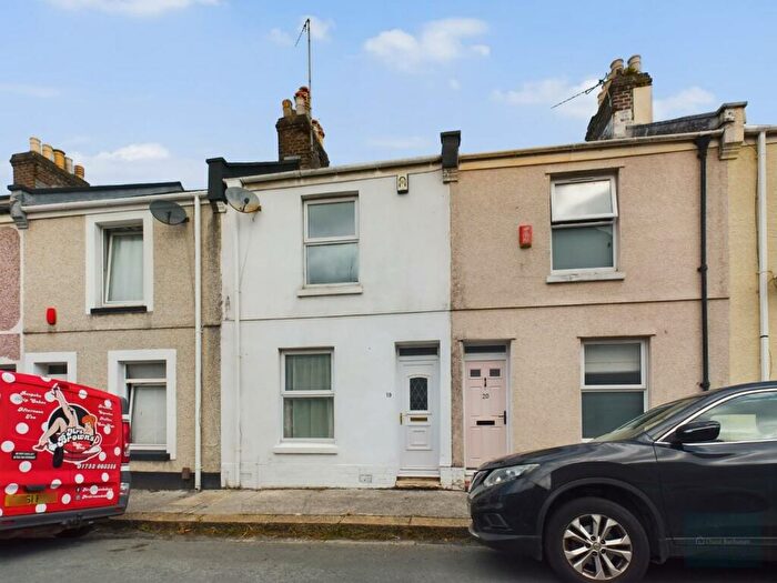 2 Bedroom Terraced House To Rent In Fremantle Place, Plymouth, Devon, PL2