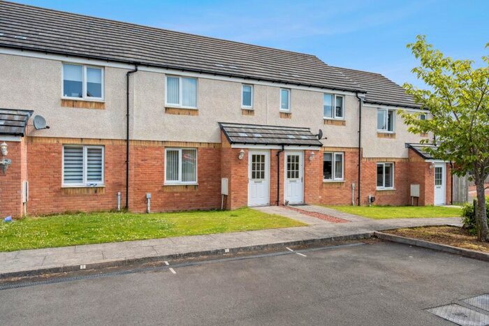 3 Bedroom Terraced House To Rent In Methil Court, Ferniegair, Hamilton, South Lanarkshire, ML3