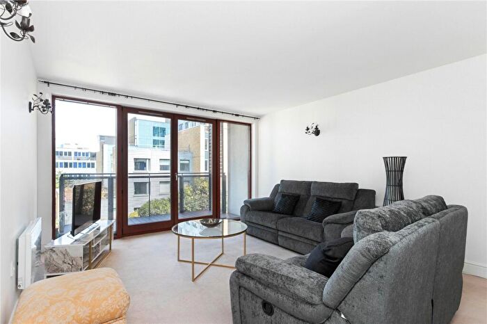 2 Bedroom Apartment To Rent In Naylor Building West, Assam Street, London, E1